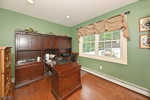 Home Office, Interior, Recessed Lighting, Wood Texture Flooring