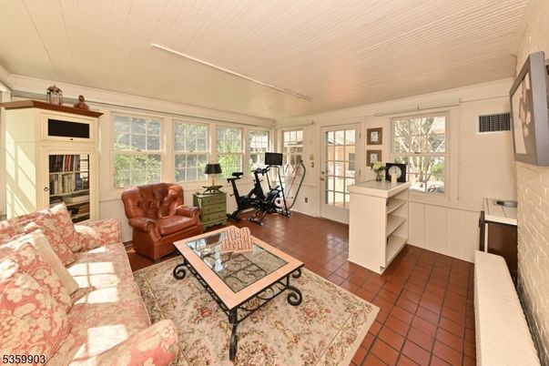 Fitness Equipment, Interior, Living room