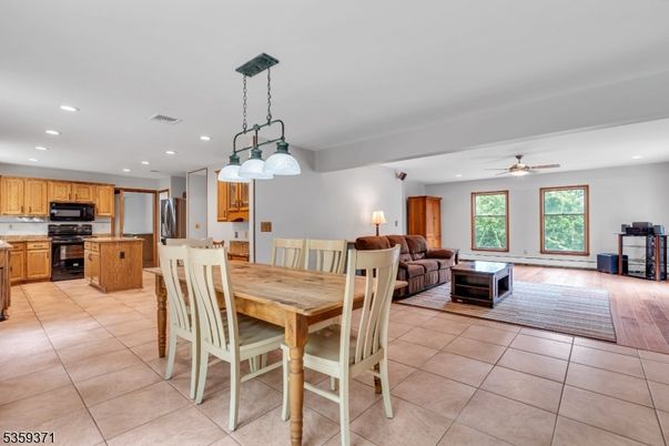 Dining room, Interior, Kitchen, Living room, Pendant Lights, Recessed Lighting, Stainless Steel Appliances