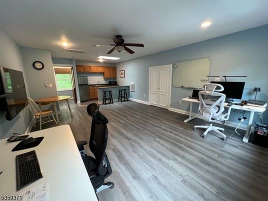 Home Office, Interior, Kitchen, Recessed Lighting, Wood Texture Flooring
