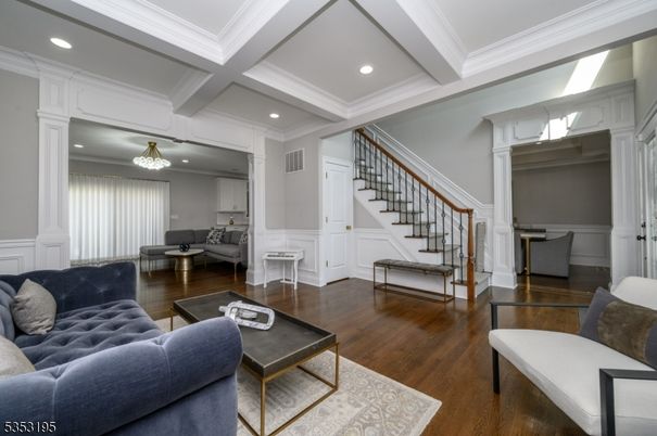 Interior, Living room, Pendant Lights, Recessed Lighting, Wood Texture Flooring