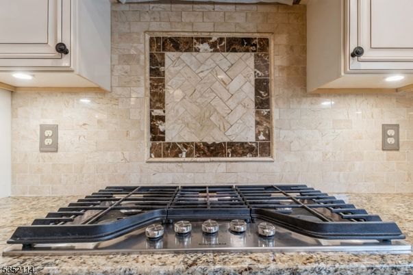 Interior, Kitchen, Recessed Lighting, Stone Walls