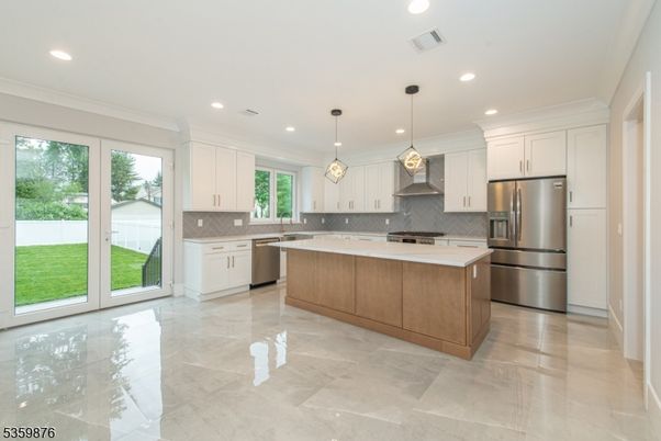 Interior, Kitchen, Pendant Lights, Recessed Lighting, Stainless Steel Appliances