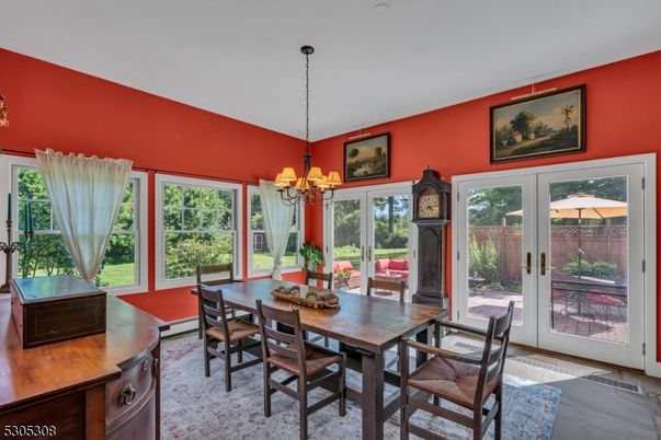 Chandelier, Dining room, Interior