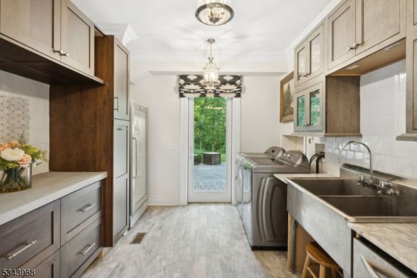 Chandelier, Interior, Pendant Lights, Washer, Wood Texture Flooring