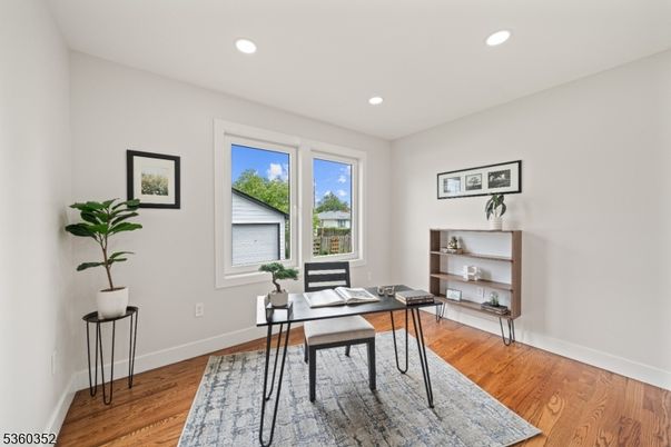 Home Office, Interior, Recessed Lighting, Wood Texture Flooring