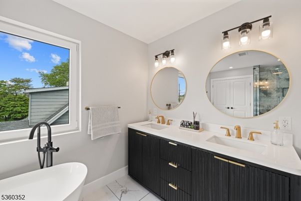 Bathroom, Dual Sink Vanities, Free Standing Baths, Interior, Marble