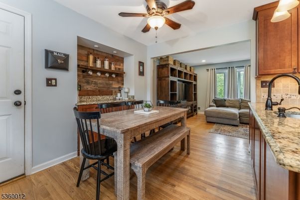 Dining room, Interior, Kitchen, Living room, Recessed Lighting, Wood Texture Flooring