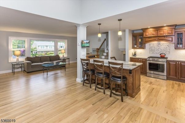 Interior, Kitchen, Living room, Pendant Lights, Recessed Lighting, Stainless Steel Appliances, Wood Texture Flooring