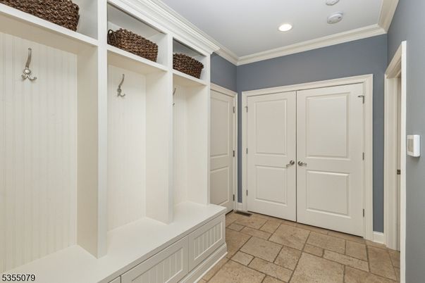 Interior, Recessed Lighting, Walk-in Closets