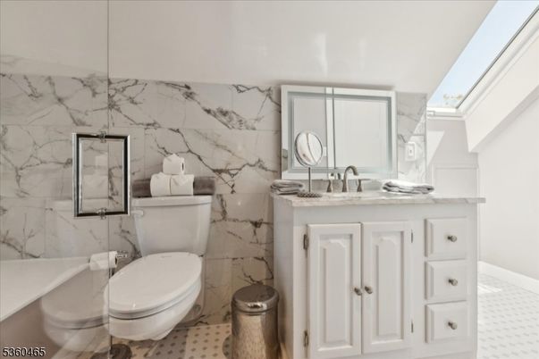 Bathroom, Interior, Marble Walls