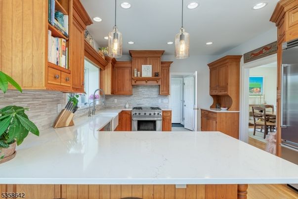 Interior, Kitchen, Pendant Lights, Recessed Lighting, Stainless Steel Appliances