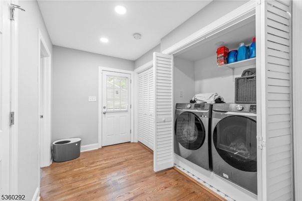 Interior, Recessed Lighting, Utility Closets, Washer, Wood Texture Flooring