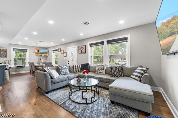 Dining room, Interior, Kitchen, Living room, Pendant Lights, Recessed Lighting, Wood Texture Flooring