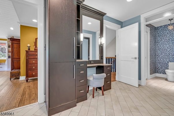 Bathroom, Interior, Recessed Lighting, Wood Texture Flooring
