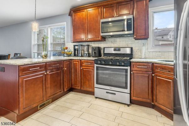 Interior, Kitchen, Pendant Lights, Recessed Lighting, Stainless Steel Appliances