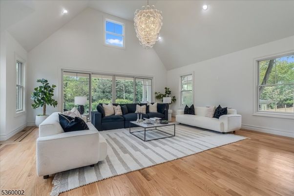 Chandelier, Interior, Living room, Recessed Lighting, Wood Texture Flooring