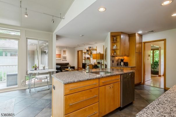 Dining room, Interior, Kitchen, Recessed Lighting
