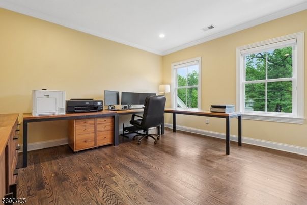 Home Office, Interior, Recessed Lighting, Wood Texture Flooring