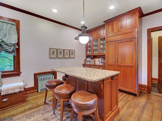 Interior, Pendant Lights, Recessed Lighting, Wood Texture Flooring
