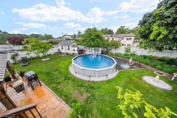 Backyard, Exterior, Pool