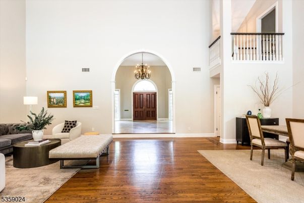 Chandelier, Dining room, Interior, Living room, Wood Texture Flooring