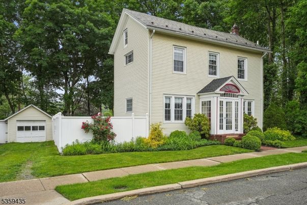 Detached Garage, Exterior, Facade, Georgian