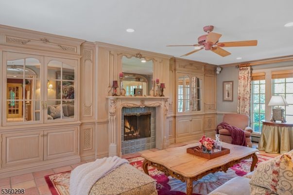 Fireplace, Interior, Living room, Recessed Lighting