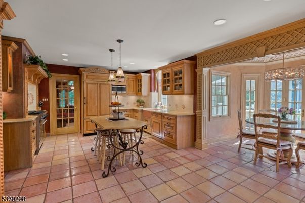 Chandelier, Dining room, Interior, Kitchen, Pendant Lights, Recessed Lighting