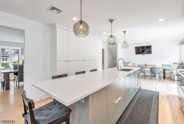 Dining room, Interior, Kitchen, Pendant Lights, Recessed Lighting, Wood Texture Flooring