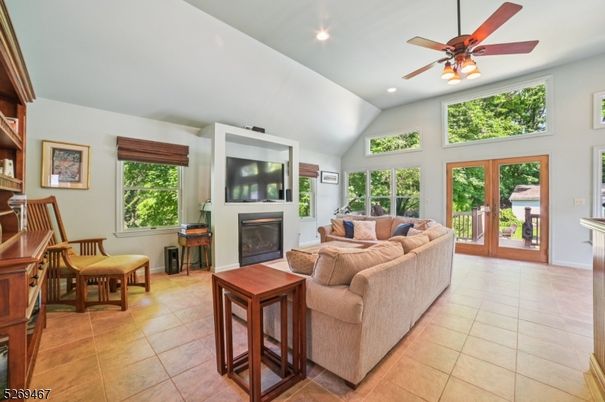 Fireplace, Interior, Living room, Recessed Lighting