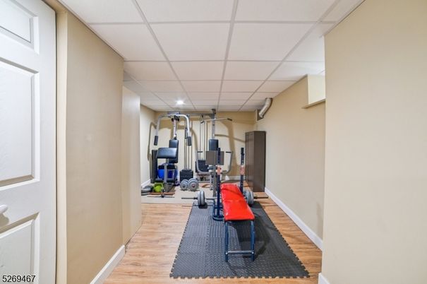 Fitness Equipment, Interior, Recessed Lighting, Wood Texture Flooring