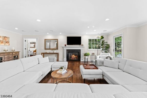 Fireplace, Interior, Living room, Recessed Lighting