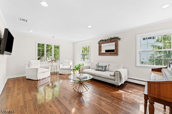 Interior, Living room, Piano, Recessed Lighting, Wood Texture Flooring