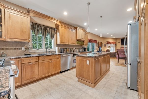 Interior, Kitchen, Pendant Lights, Recessed Lighting, Stainless Steel Appliances