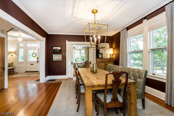 Chandelier, Dining room, Interior, Pendant Lights, Wood Texture Flooring
