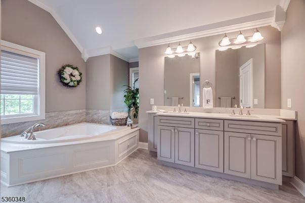 Bathroom, Dual Sink Vanities, Interior, Marble, Recessed Lighting