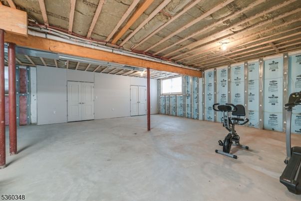 Fitness Equipment, Interior, Wooden Beams