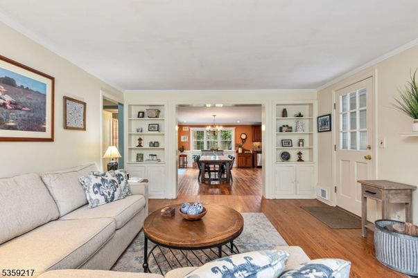 Dining room, Interior, Living room, Pendant Lights, Recessed Lighting, Wood Texture Flooring