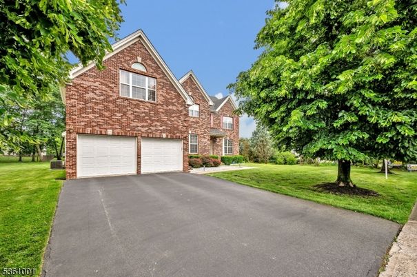 Attached, Exterior, Facade, Brick Facade, Brick Traditional