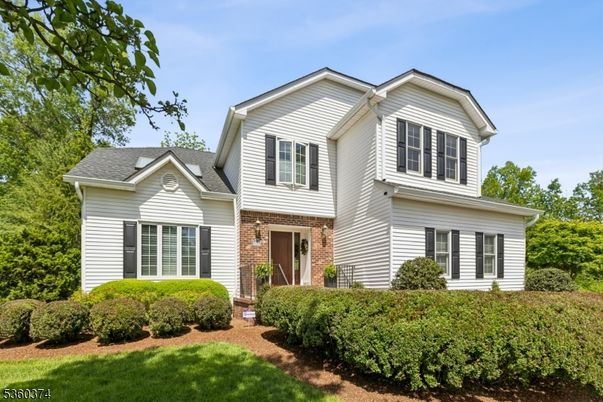 Exterior, Facade, Brick Facade, Farmhouse