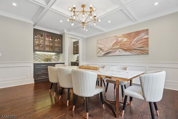 Dining room, Interior, Pendant Lights, Recessed Lighting, Wood Texture Flooring