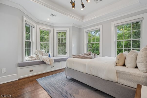Bedroom, Interior, Pendant Lights, Recessed Lighting, Wood Texture Flooring
