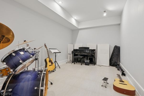 Interior, Piano, Recessed Lighting