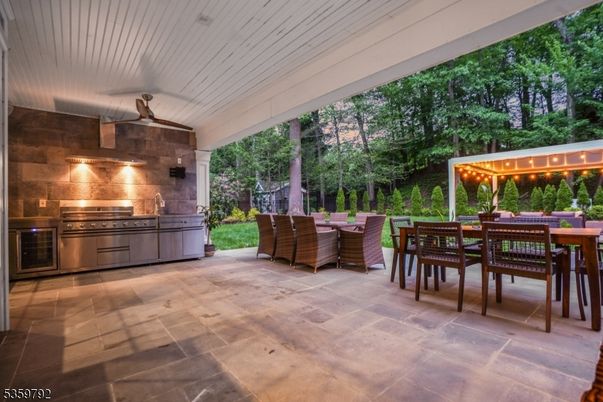 Exterior, Hot Tub