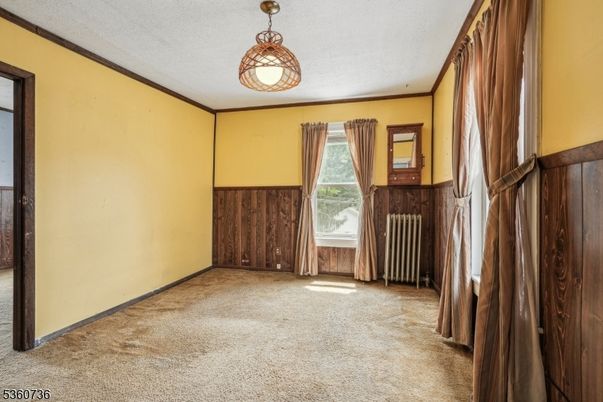 Empty room, Interior, Pendant Lights