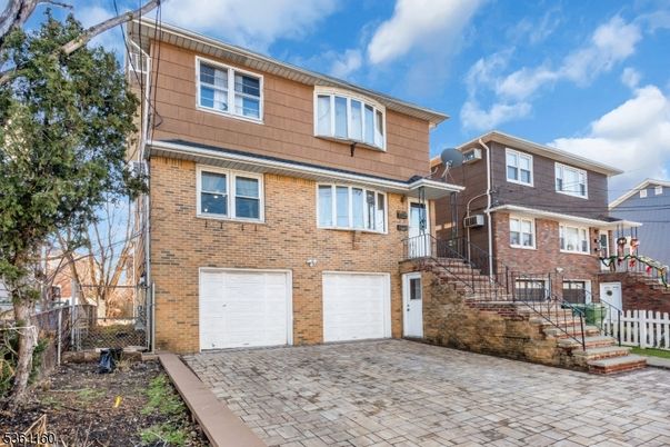 Attached, Exterior, Facade, Brick Facade, Rowhouse