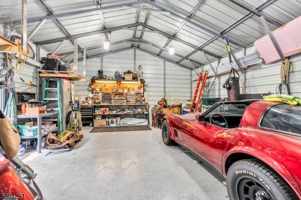 Garage, Interior
