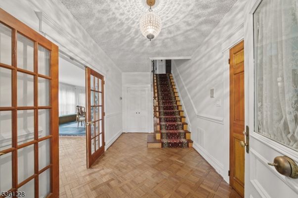 Chandelier, Interior, Wood Texture Flooring