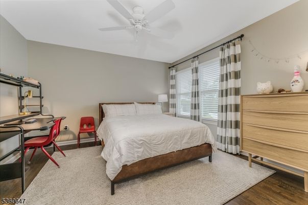 Bedroom, Home Office, Interior, Wood Texture Flooring